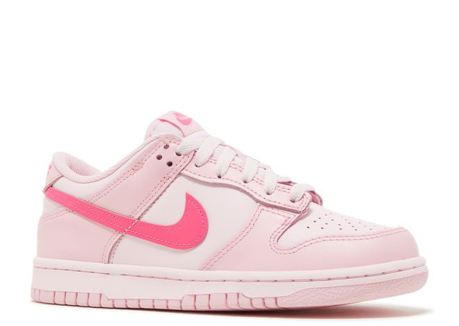 NIKE DUNK LOW TRIPLE PINK