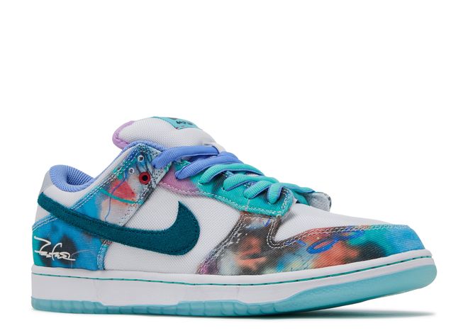 NIKE SB DUNK LOW FUTURA LABORATORIES BLEACHED AQUA