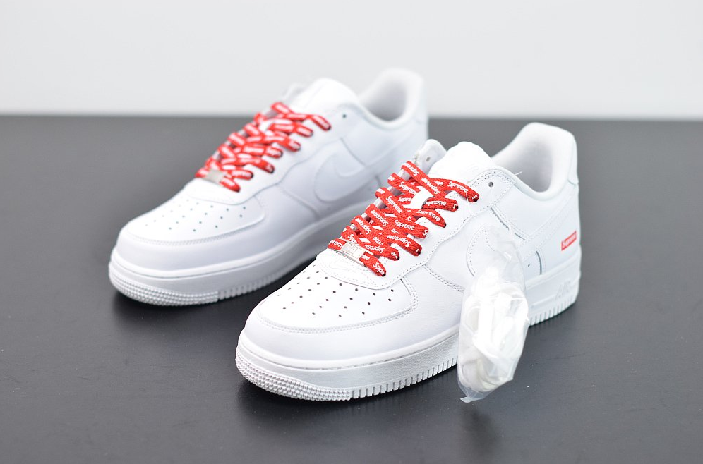 SUPREME X AIR FORCE 1 LOW - WHITE